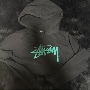 Stussy Black Hoodie with Logo Cropped